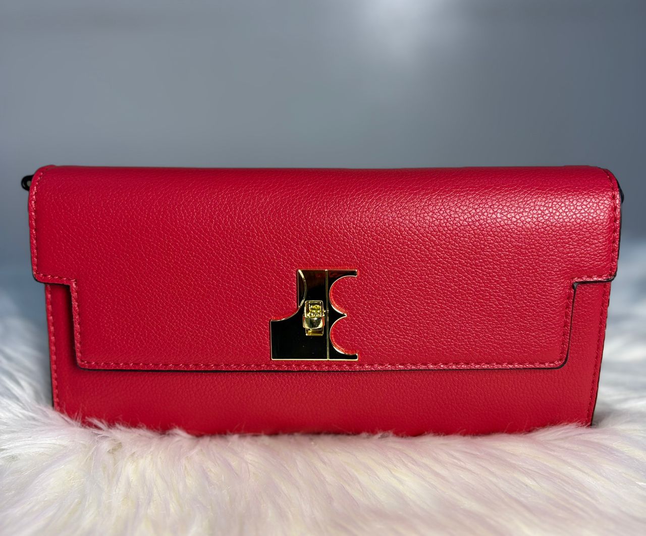 Pochette Rouge – Fermoir Doré