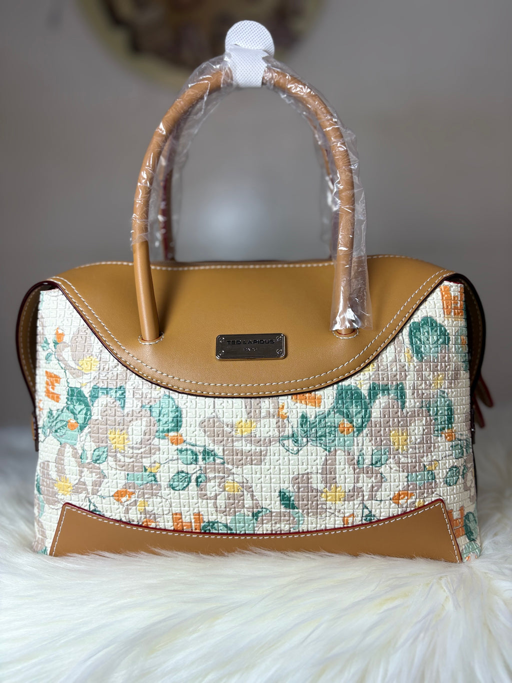 Sac à main Ted Lapidus Paris – Modèle élégant imprimé avec poignées camel