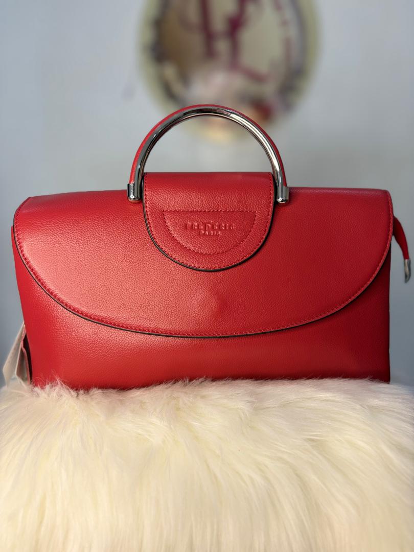 Sac à Main en Cuir Véritable – Anse Anneau Métallique