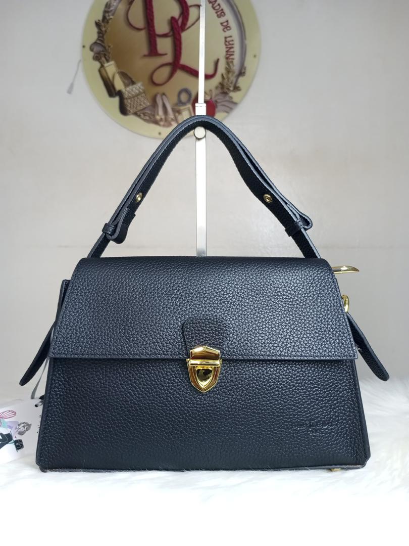 Sac à Main en Cuir Grainé – Fermoir Doré